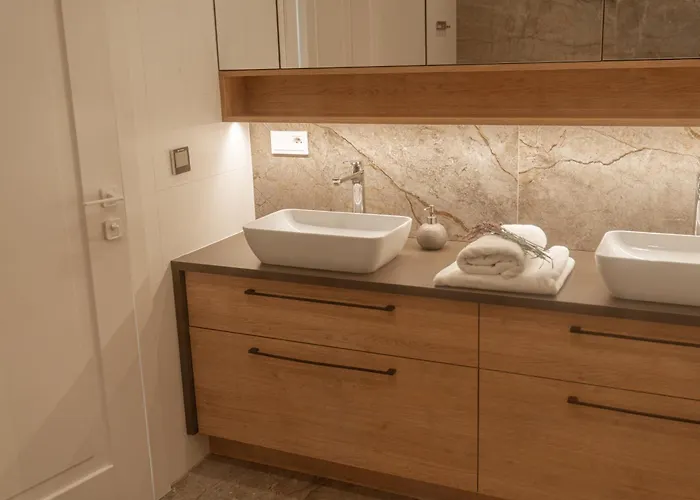 בית נופש Mieta Lakeside