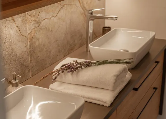 בית נופש Mieta Lakeside