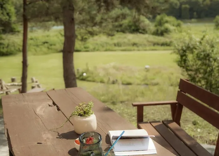 Mieta Lakeside בית נופש